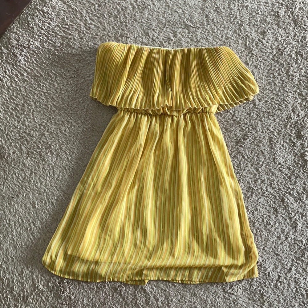 Everly Strapless Dress - Size Small